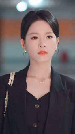 闪婚后我和老公都不装了海报